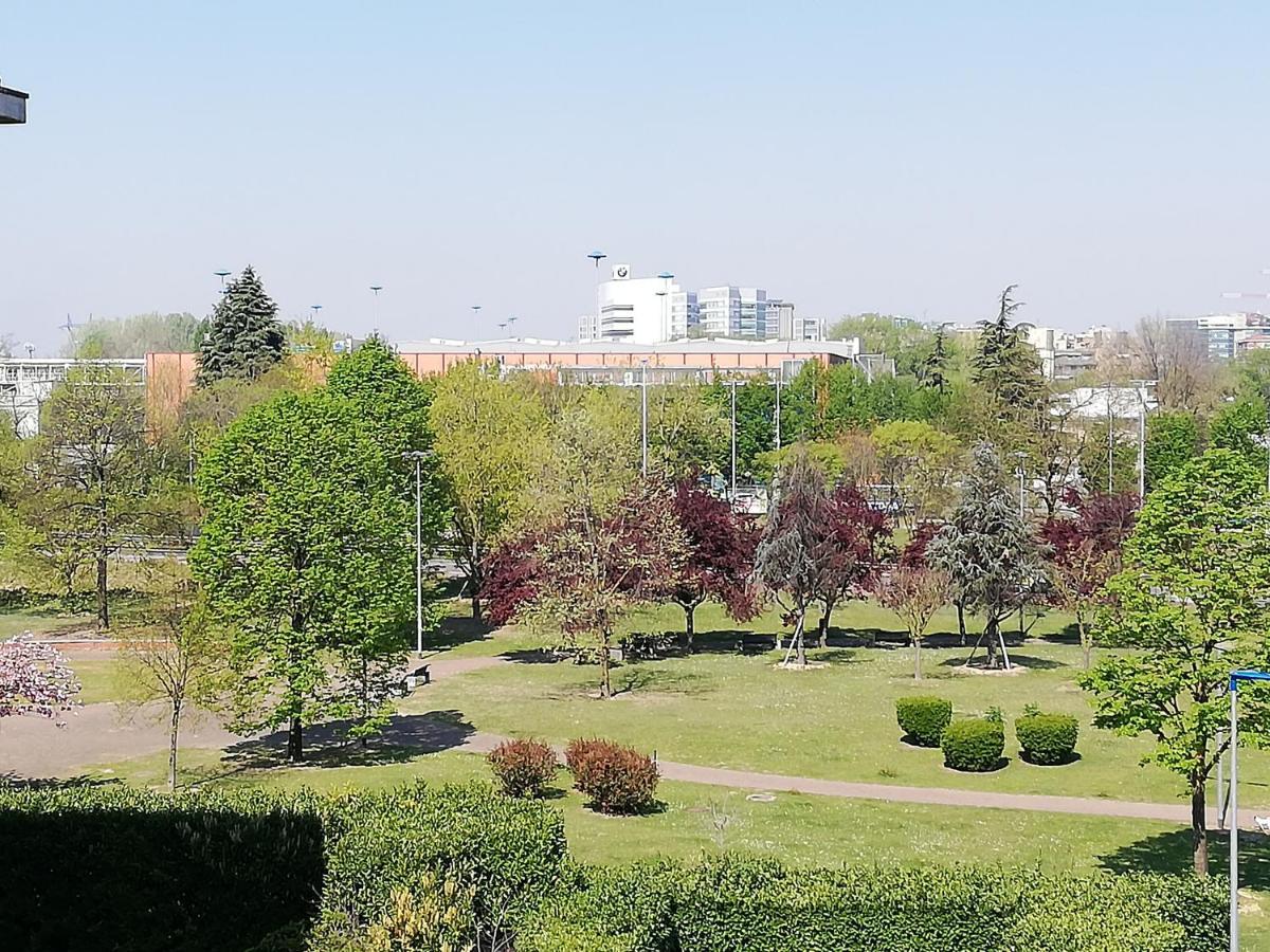 Sweet Home Milano B&B ซานโดนาโต มีลาเนเซ ภายนอก รูปภาพ